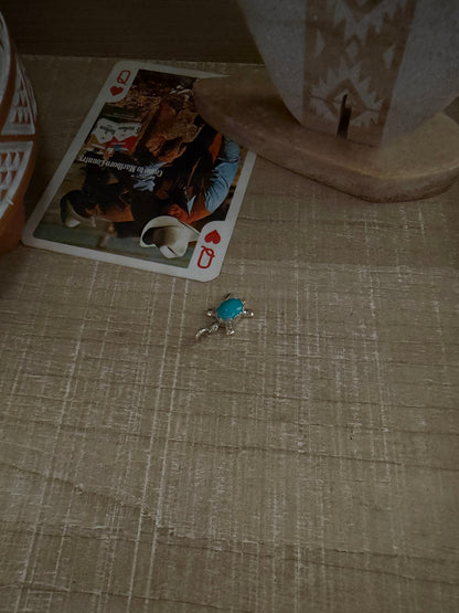 THERESA KINSEL TURQUOISE TURTLE PENDANT