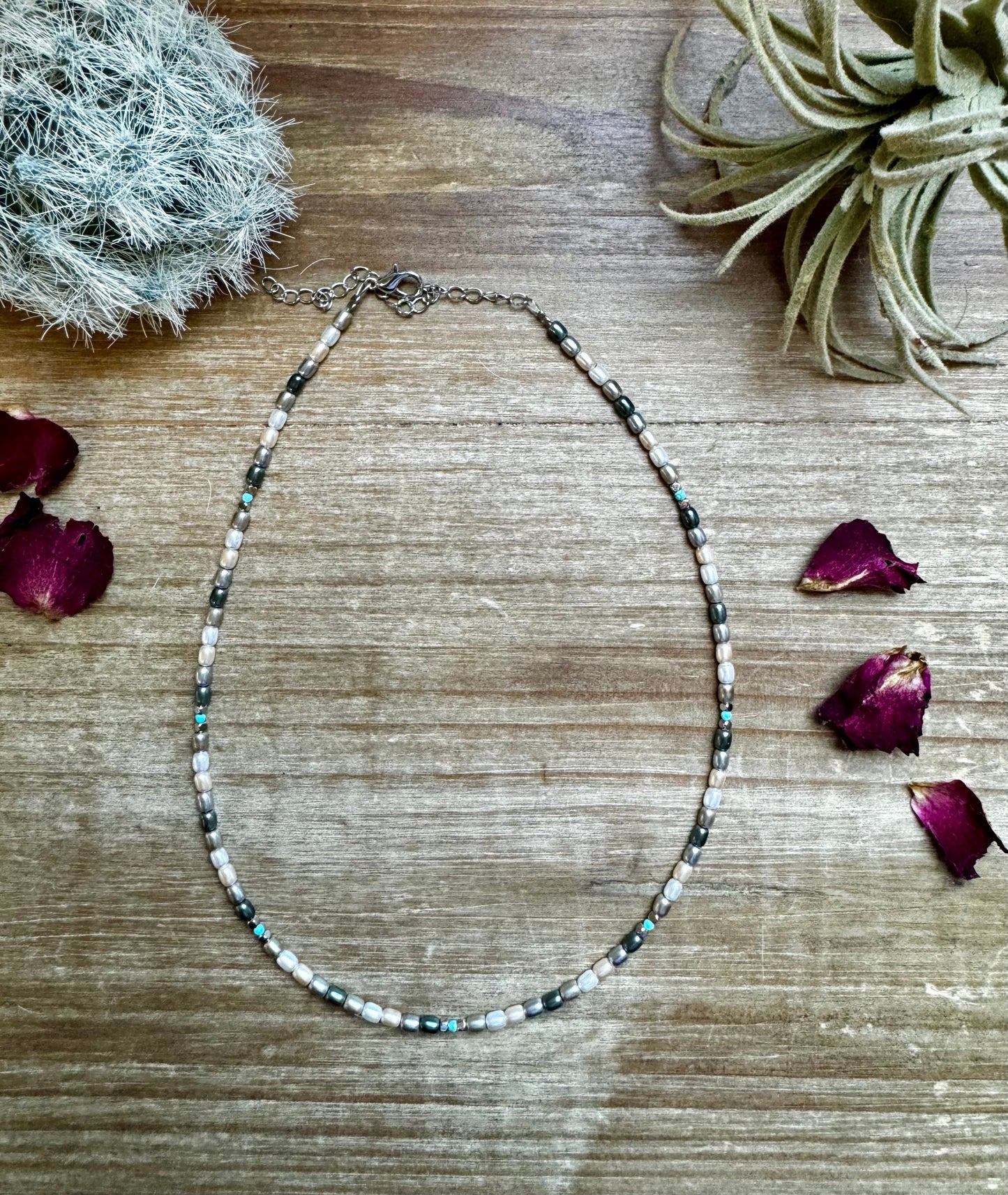 Mother of Pearls Choker - 3 options