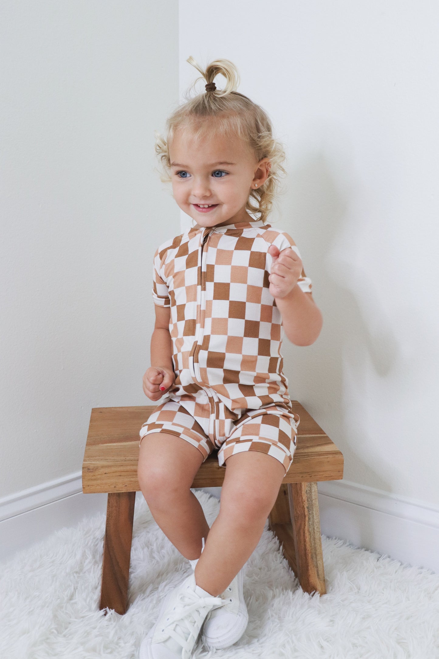 CHESTNUT CHECKERS DREAM SHORTIE