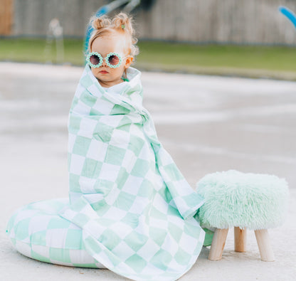 MINT CHECKERS DREAM TOWEL