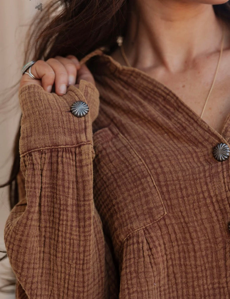 ACRES BUTTON UP *SADDLE