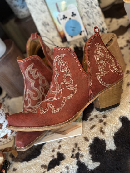 Maisie Stitched Leather Boots in Red