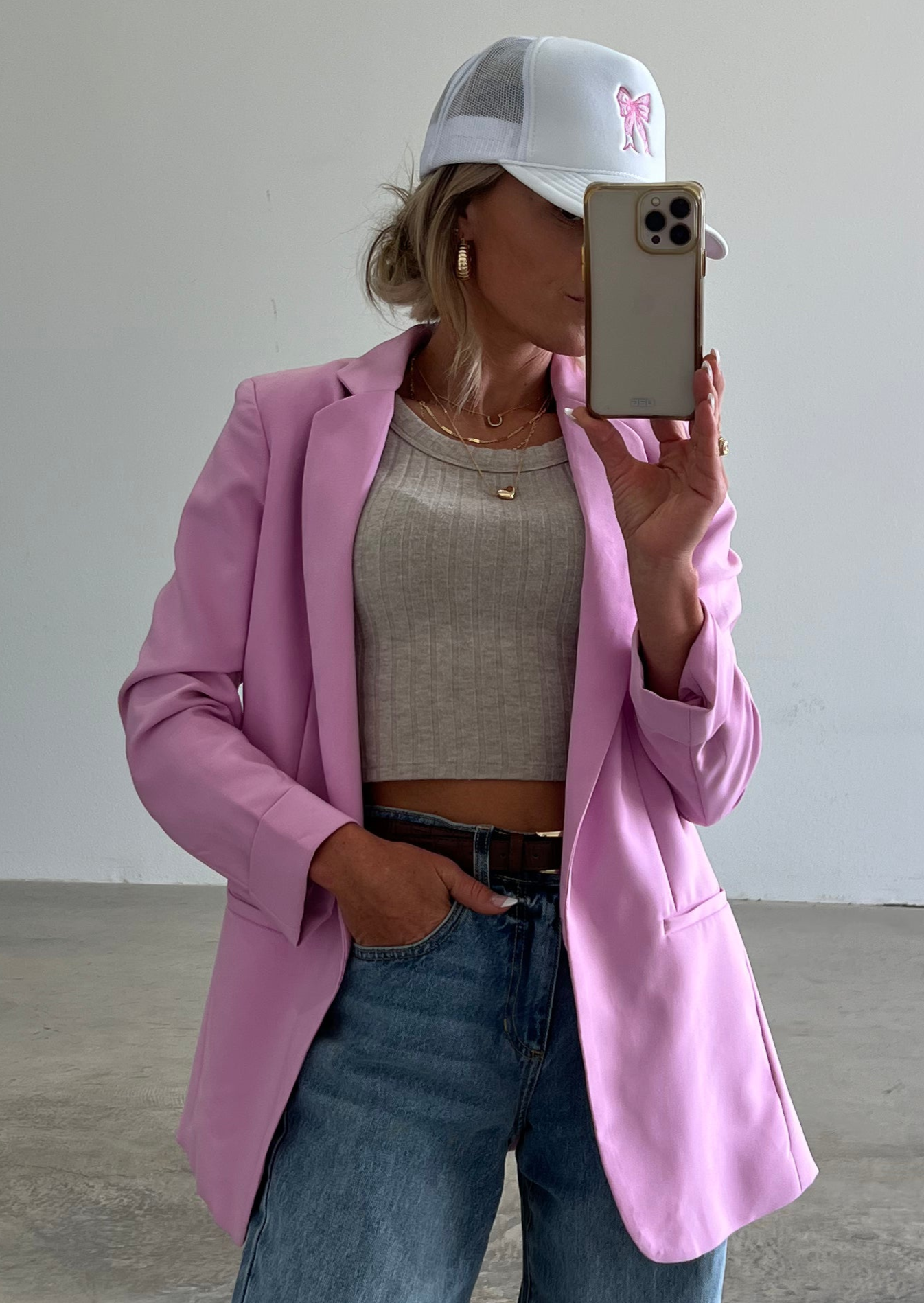 The Nessa Classic Blazer in Pink