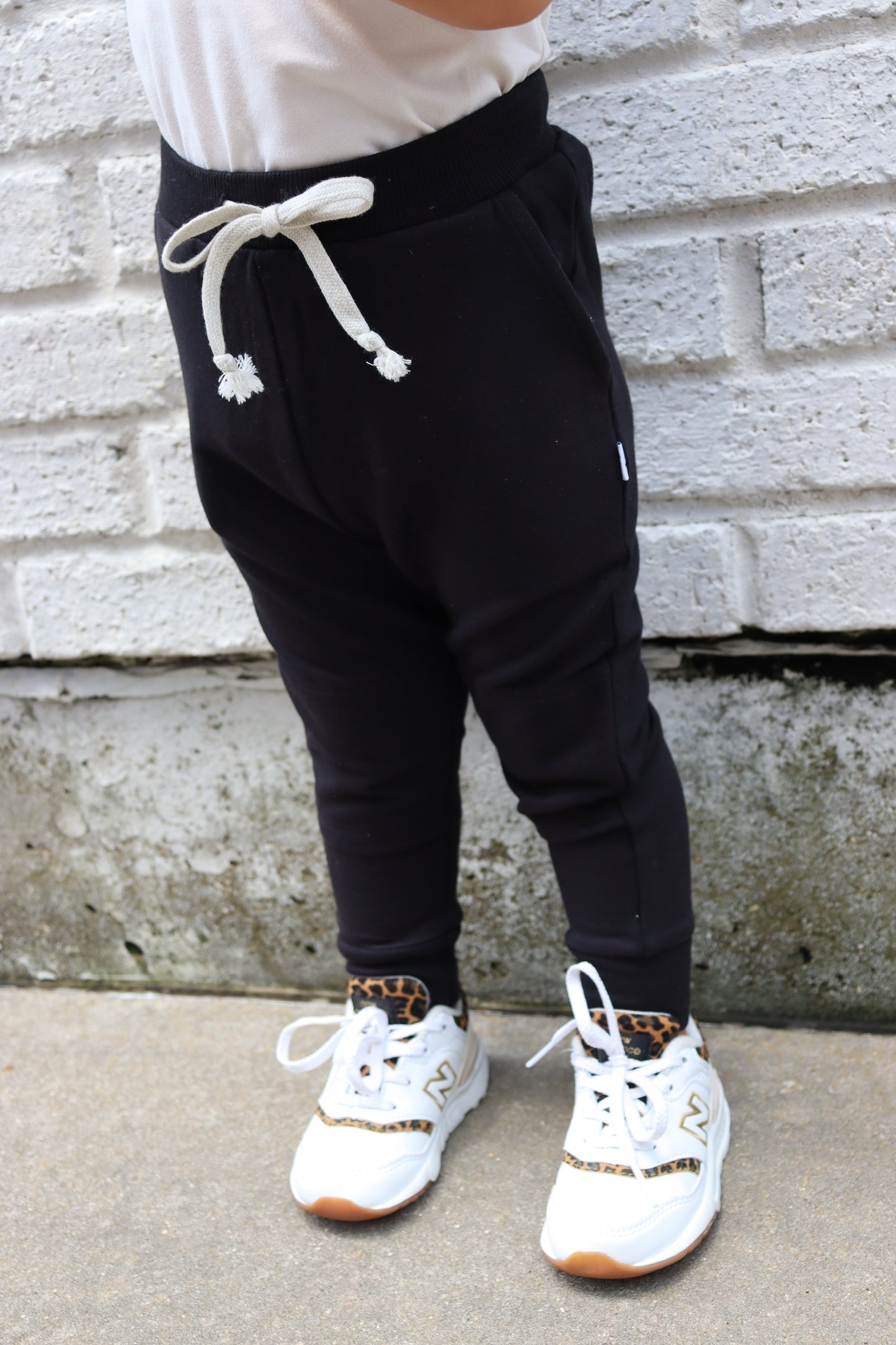 BLACK TERRY DREAM JOGGER