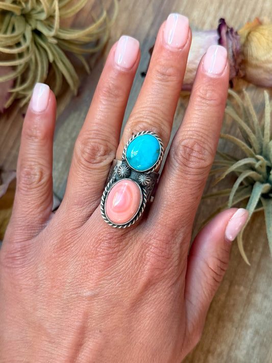 Kingman Turquoise & Pink Conch Sterling Silver Ring – Size 7.5