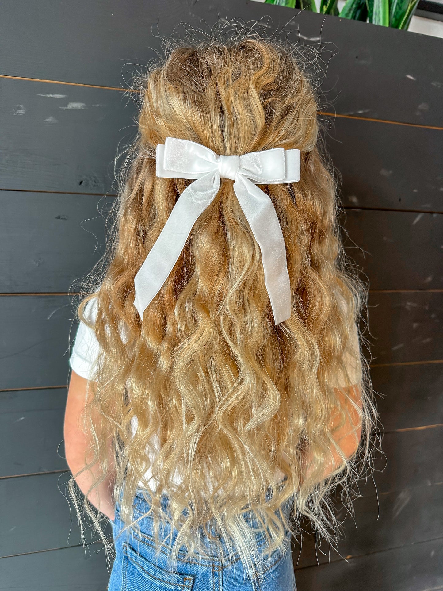 White Velvet Thin Bow