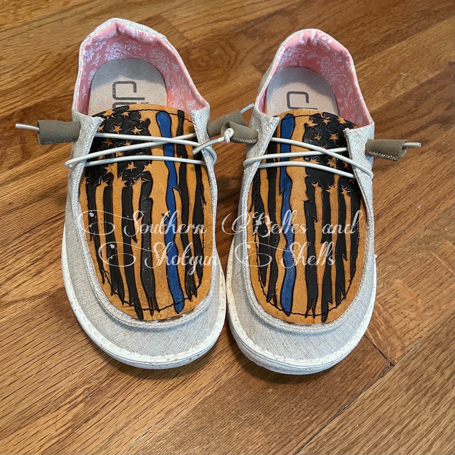 Tooled flag Hey Dudes womens