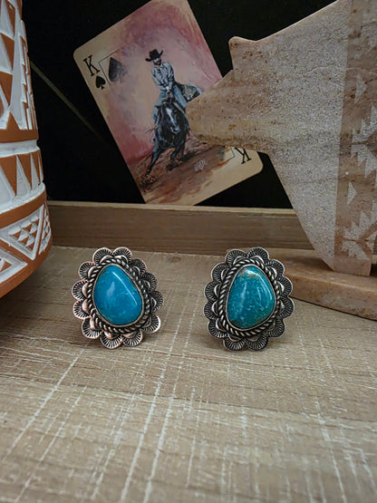 JUNIOR BEGAY SCALLOPED BORDER TURQUOISE RING