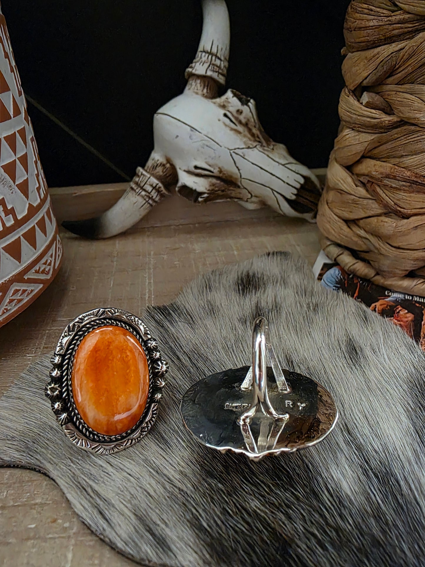 RAYMOND YAZZIE SPINY OYSTER COCKTAIL RING