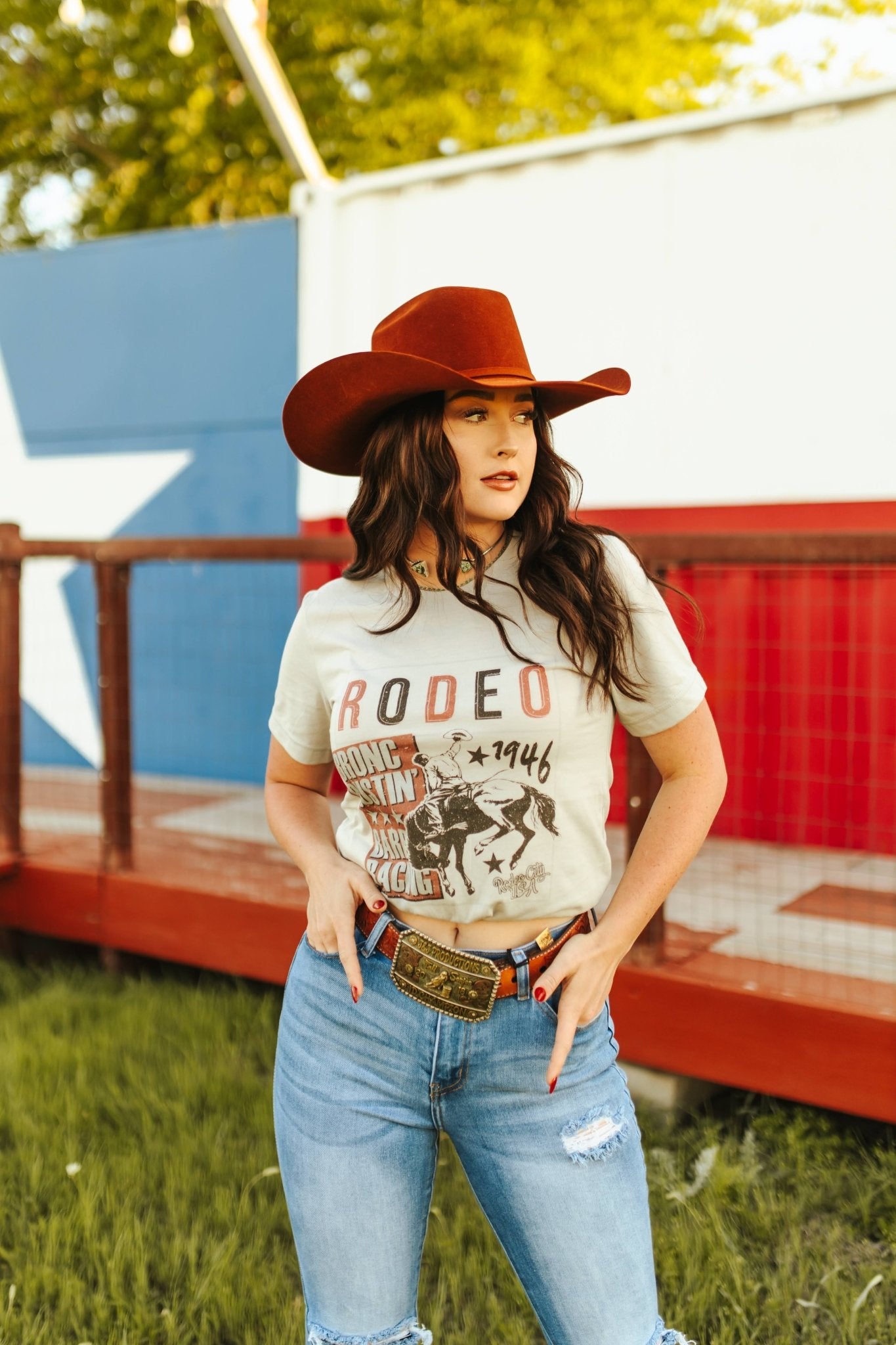 Bronc Bustin' Rodeo 1946 Graphic Tee