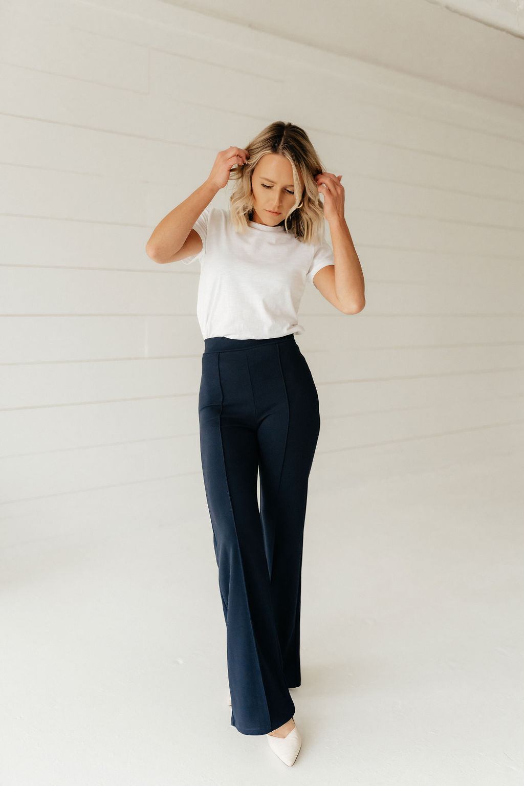 The Zoey Flare Trouser In Navy